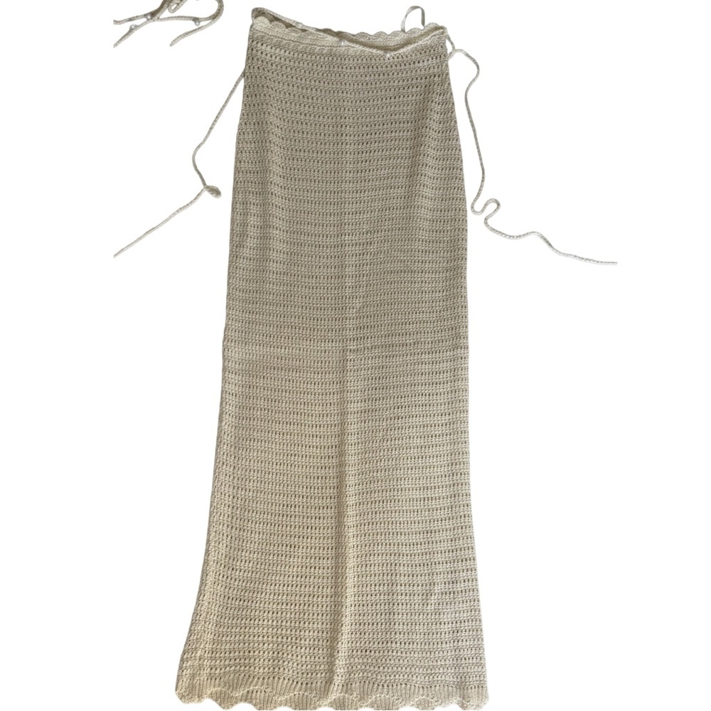 Meshki Cream Crochet 2-Piece Co-Ord Set – Kira Shell Knit Top & Maxi Skirt (S) - Picture 14 of 16
